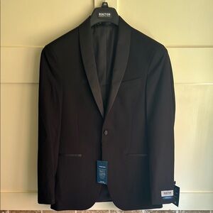 Kenneth Cole Reaction Black Slim Fit Tuxedo